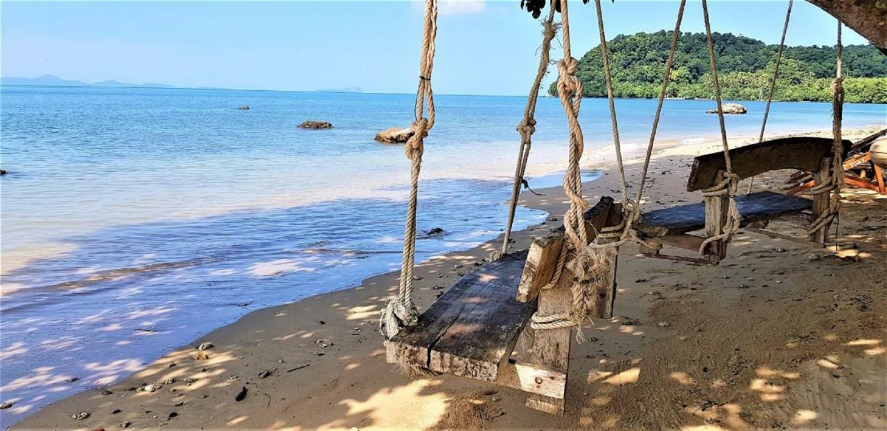 Koh Jum Coral Bay Resort 外观 照片
