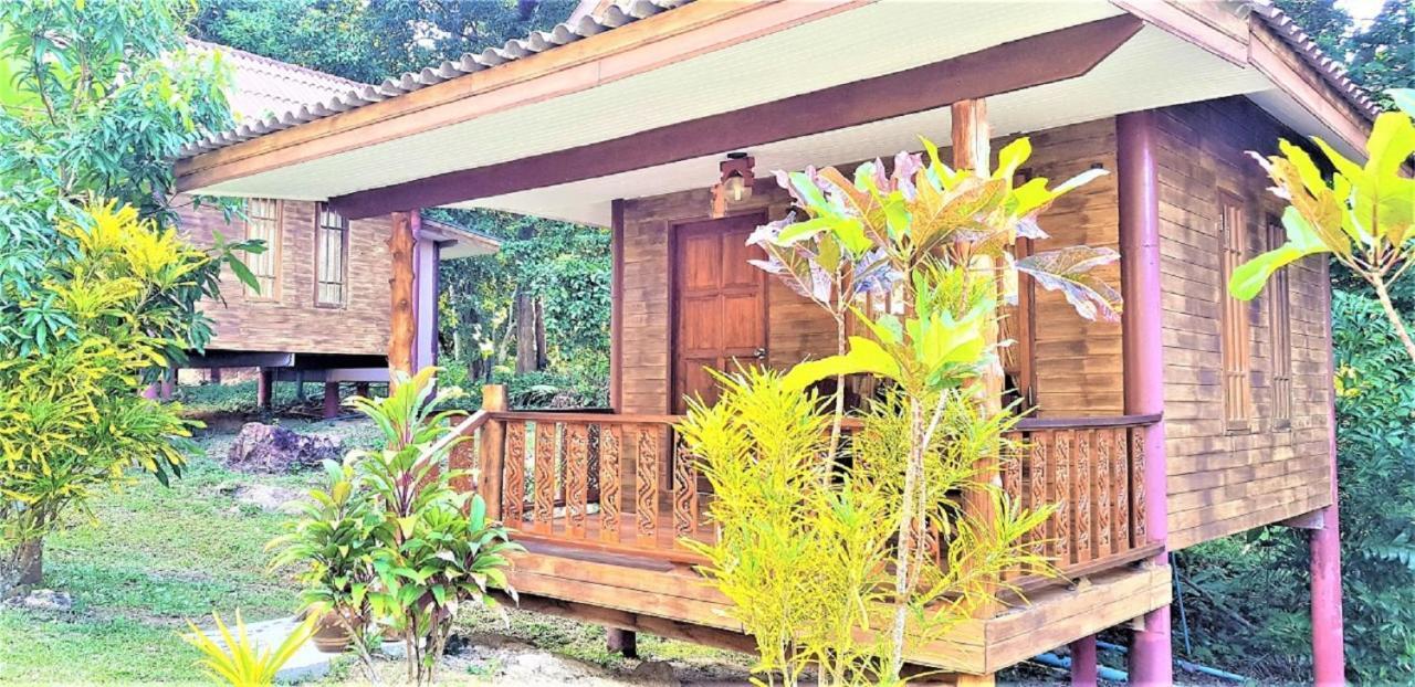 Koh Jum Coral Bay Resort 外观 照片